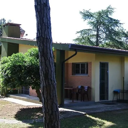 Charming With Furnished Patio In Lignano * Λινιάνο Σαμπιαντόρο