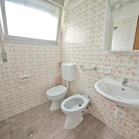 Διαμέρισμα Charming With Furnished Patio In Lignano