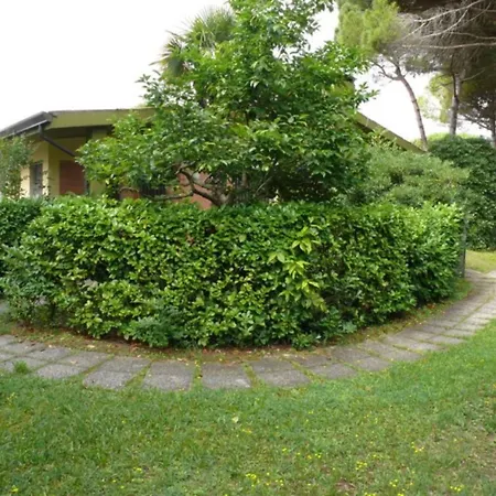 Διαμέρισμα Charming With Furnished Patio In Lignano