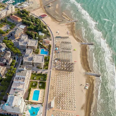 Διαμέρισμα Charming With Furnished Patio In Lignano